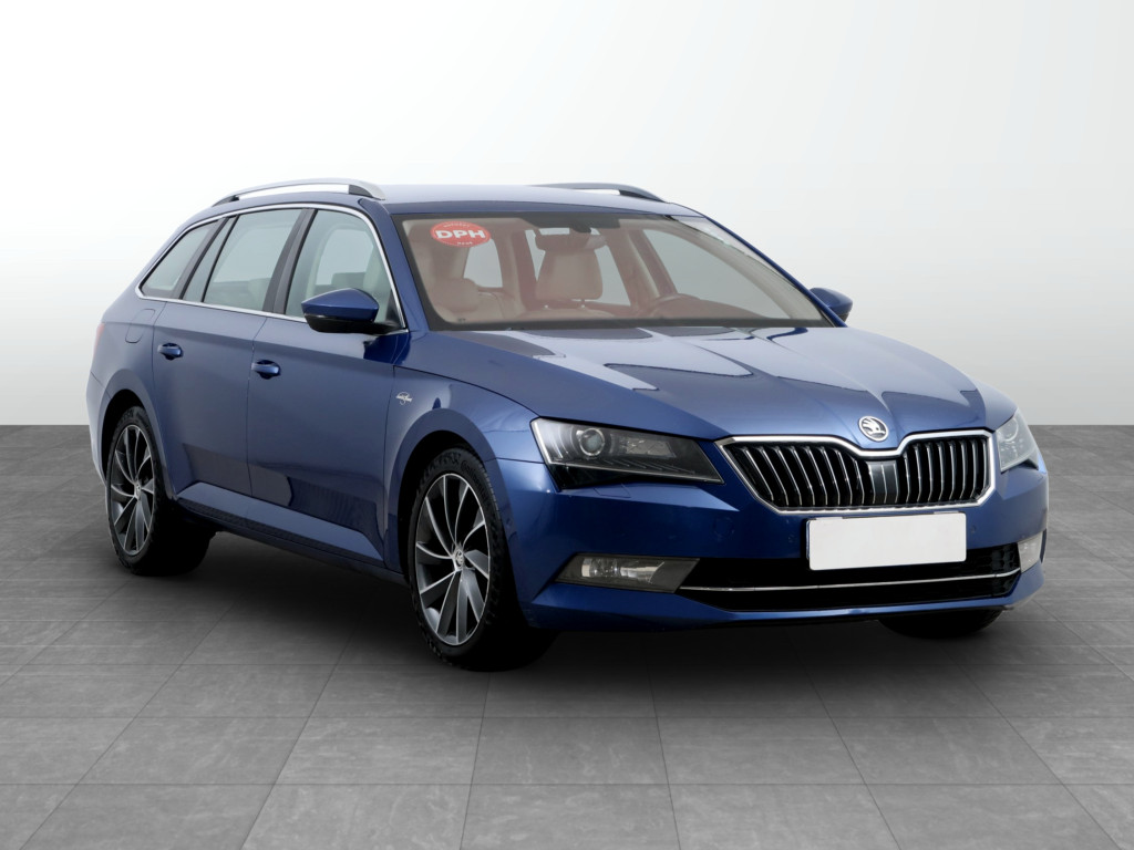Škoda Superb 2016