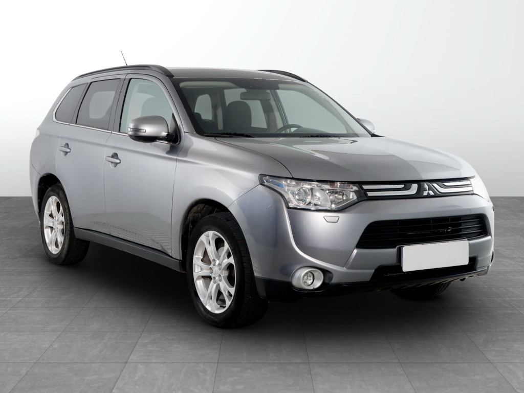 Mitsubishi Outlander 2013