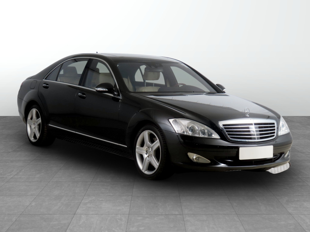 Mercedes-Benz S 2005