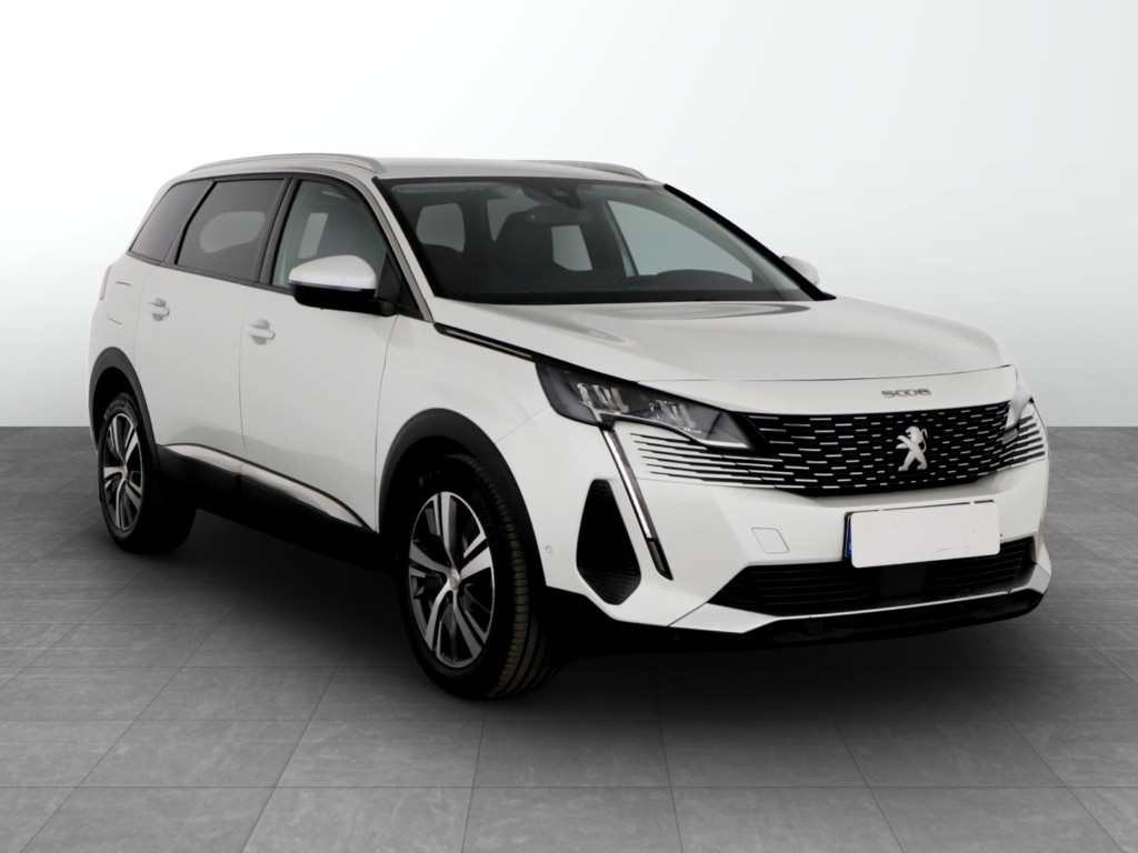 Peugeot 5008 2021
