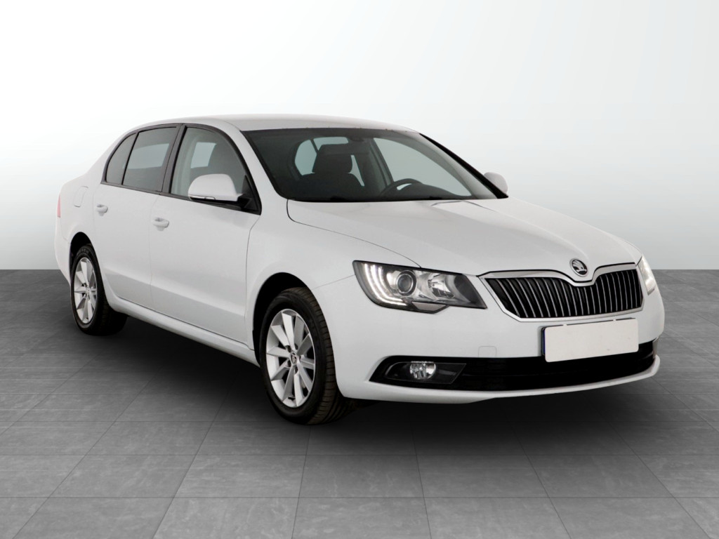 Škoda Superb 2015