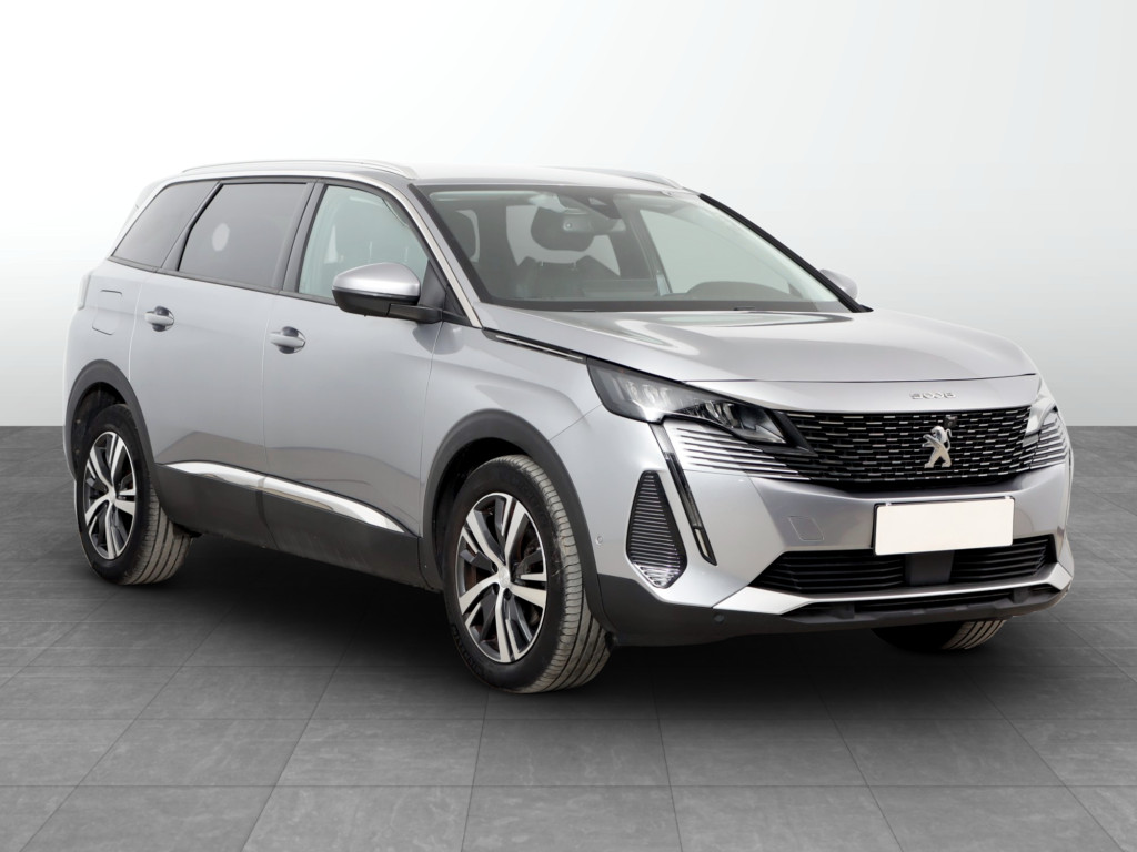 Peugeot 5008 2021