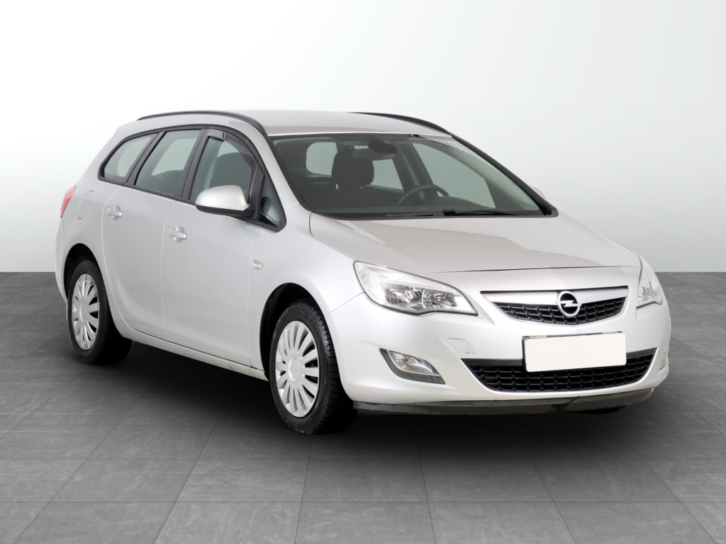 Opel Astra 2011