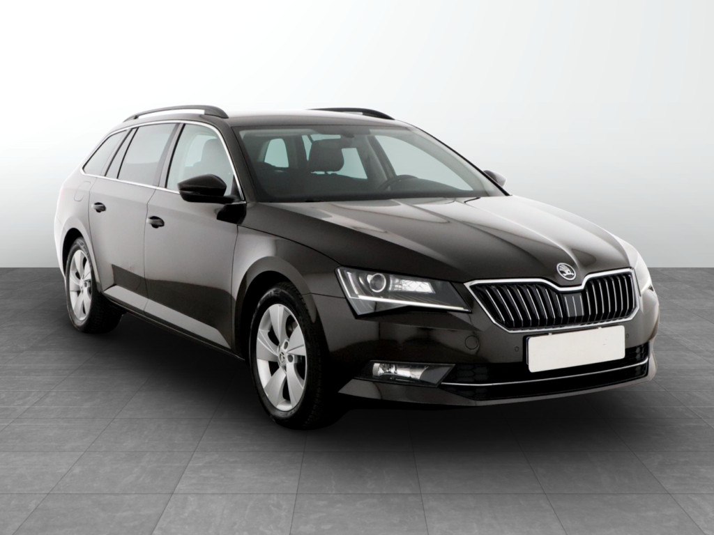Škoda Superb 2016