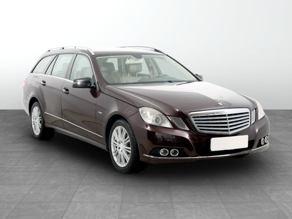 Mercedes-Benz E 2010
