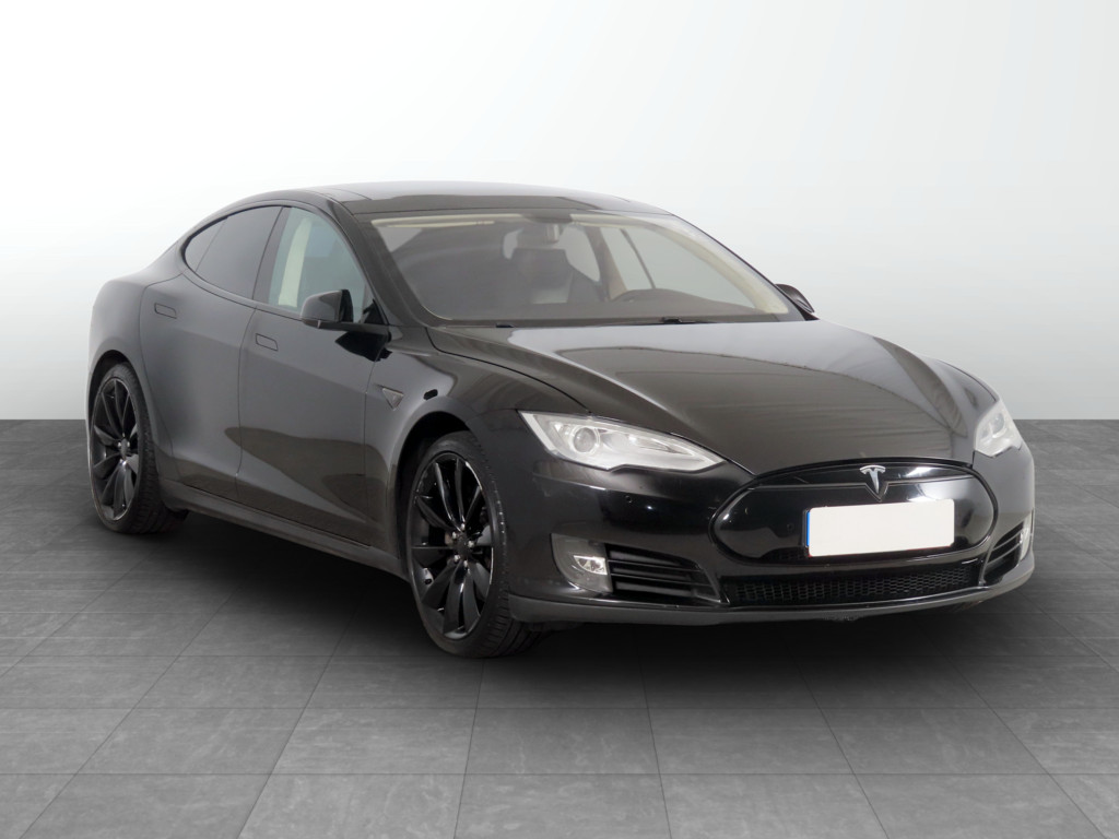 Tesla Model S 2014