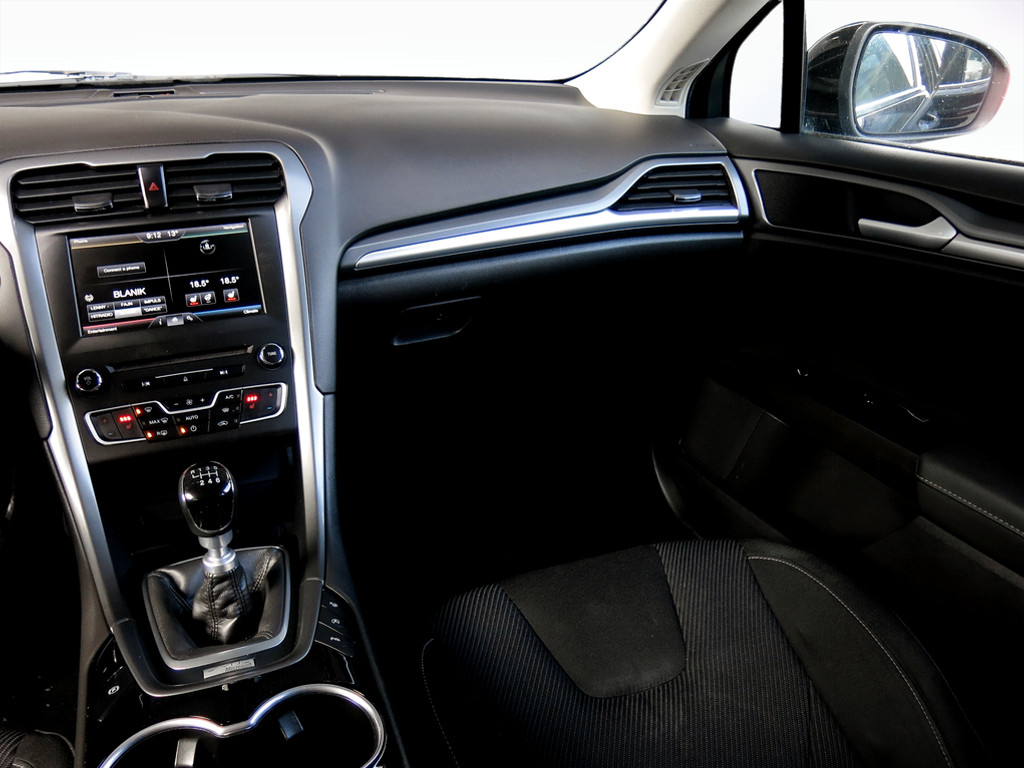 Ford Mondeo 2015