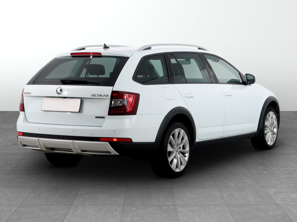 Skoda Octavia Scout 2017