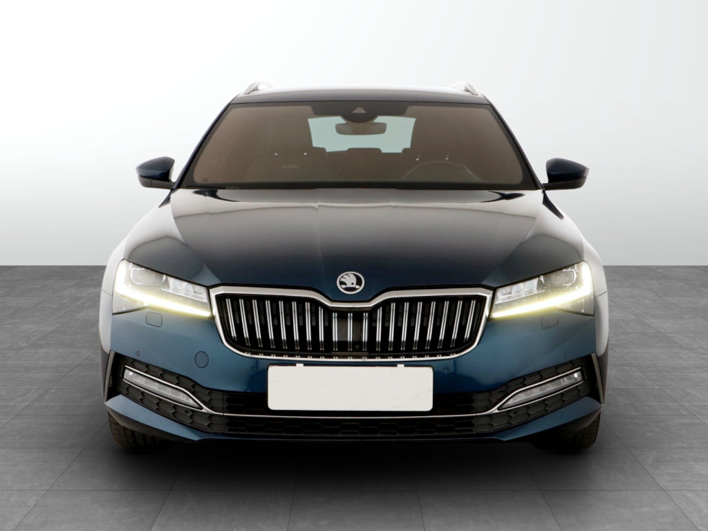 Škoda Superb 2021