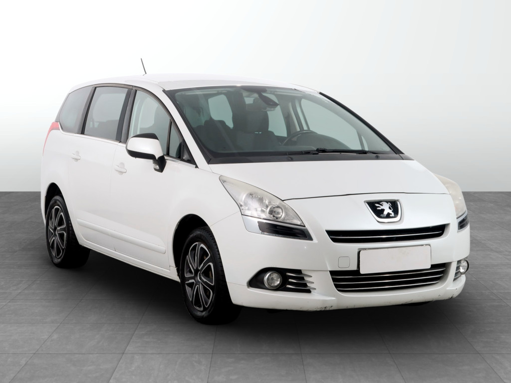 Peugeot 5008 2011