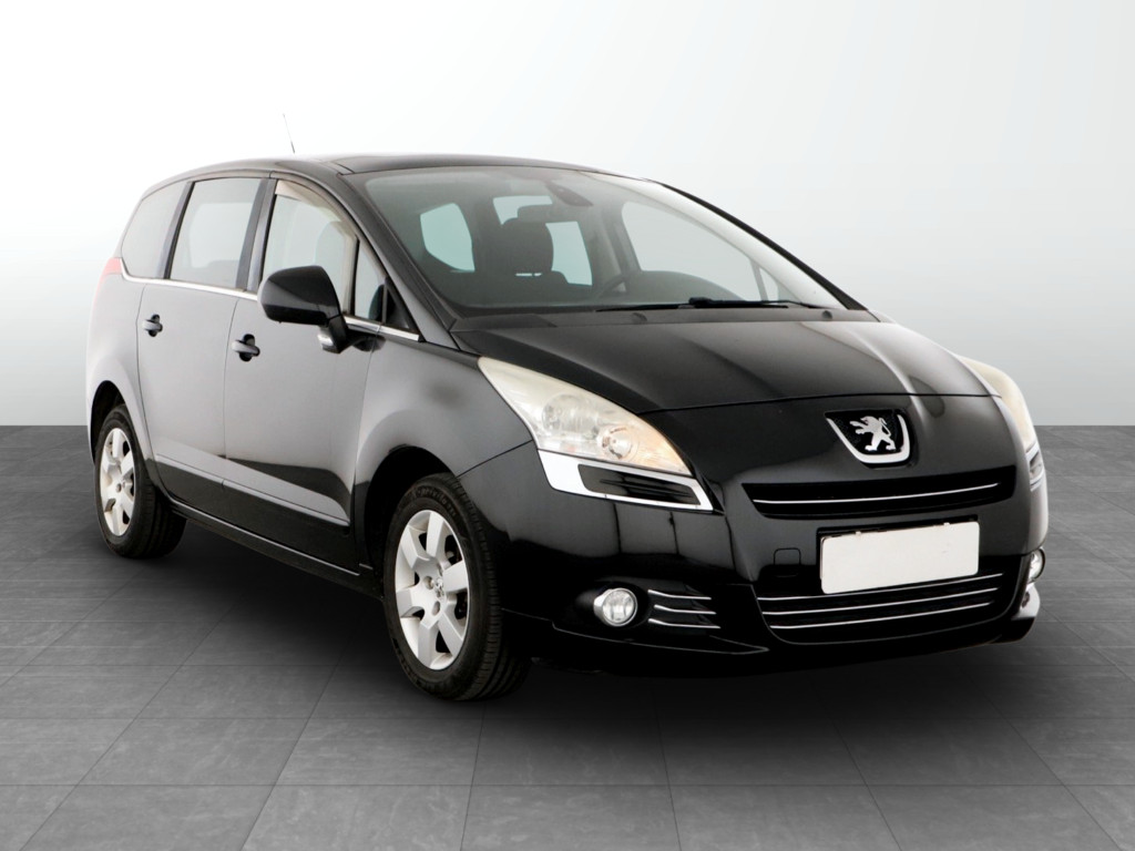 Peugeot 5008 2011