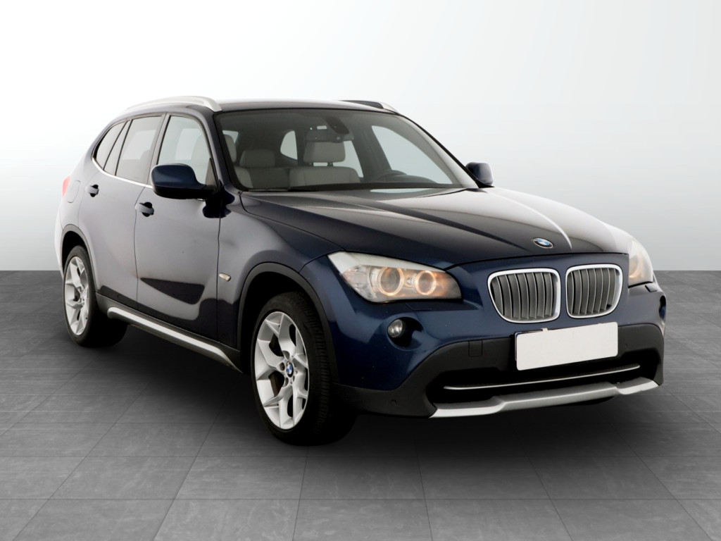 BMW X1 2011