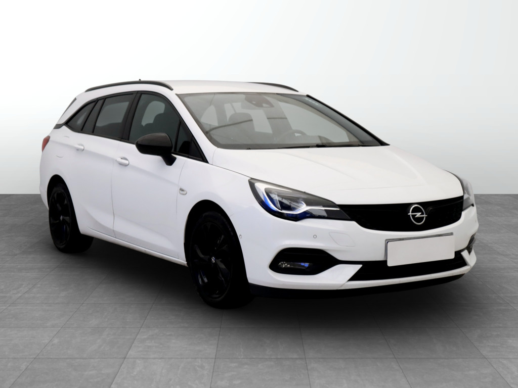 Opel Astra 2021