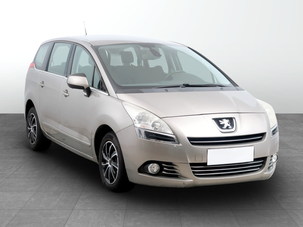 Peugeot 5008 2012