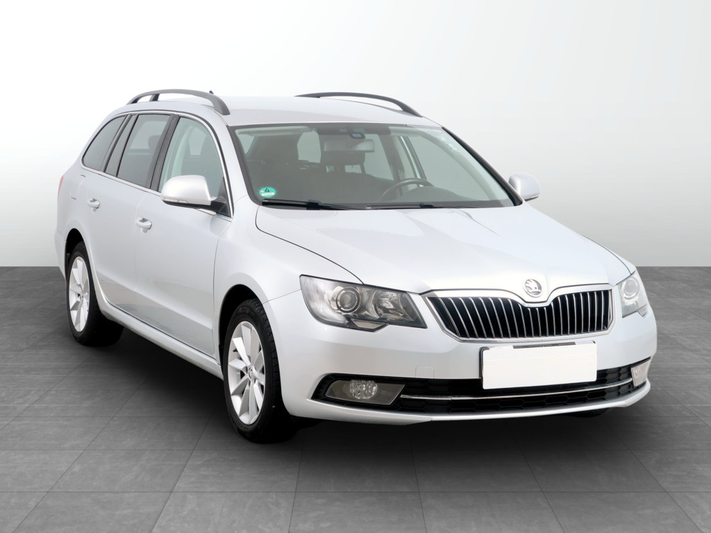 Škoda Superb 2015