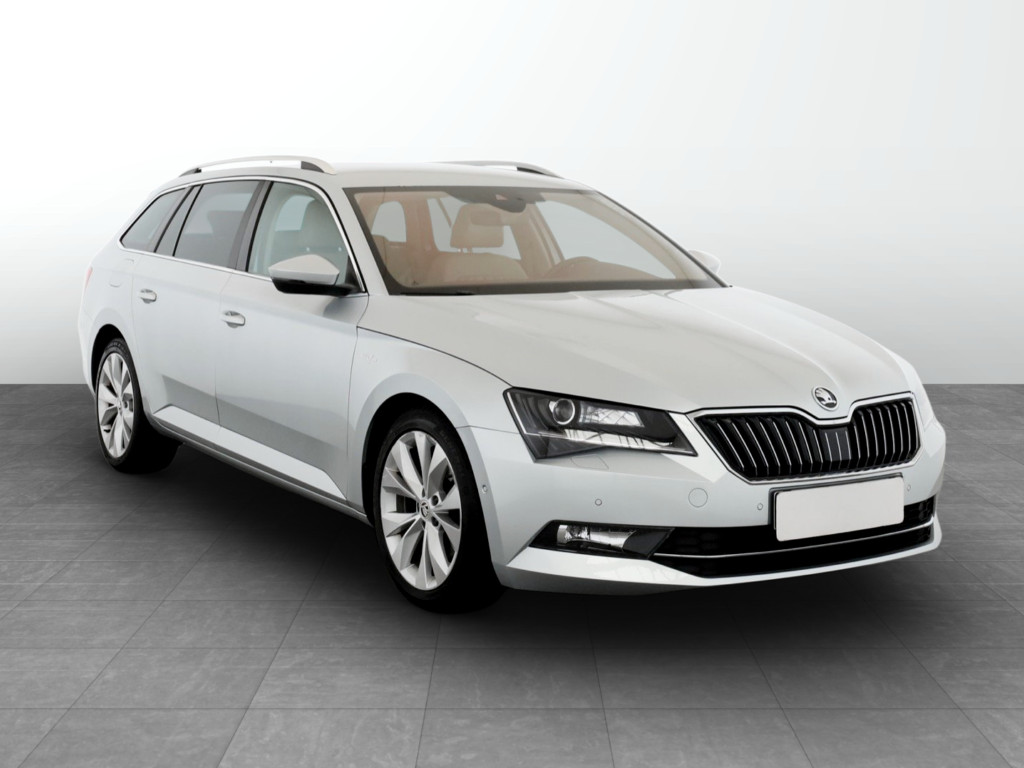 Škoda Superb 2016