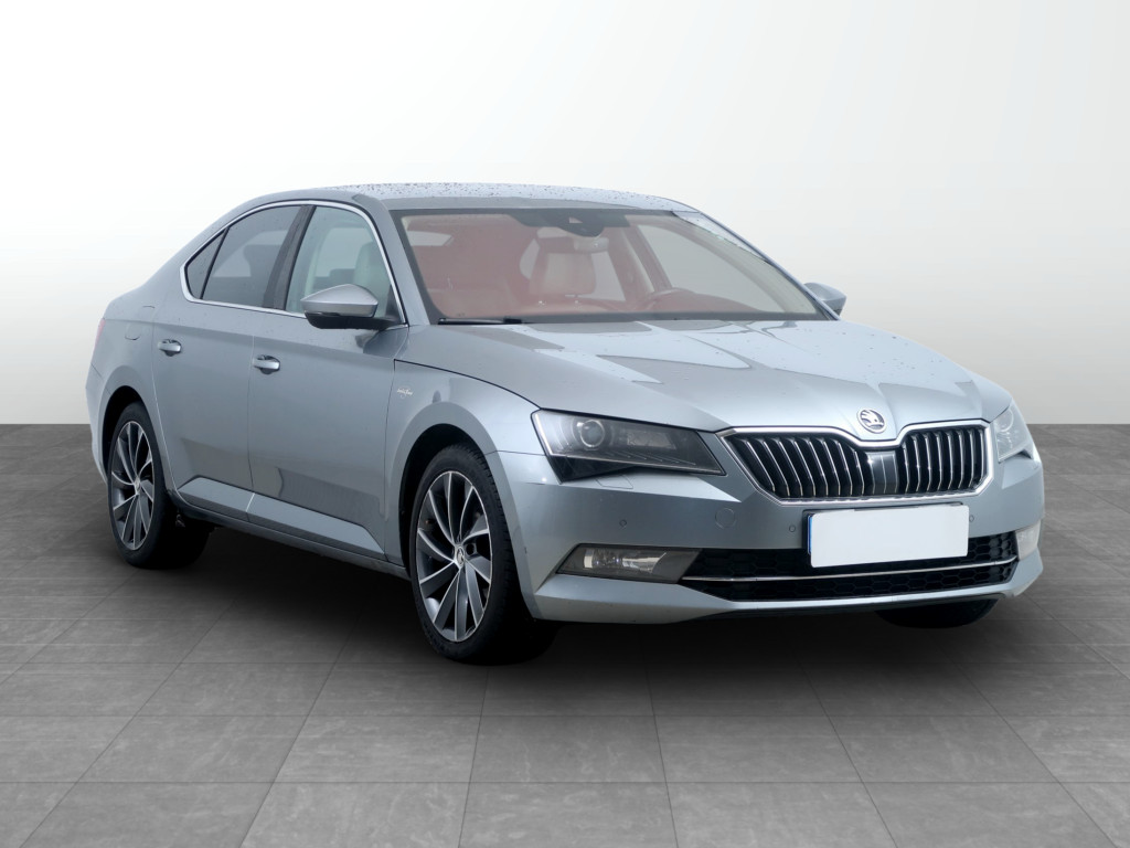 Škoda Superb 2015
