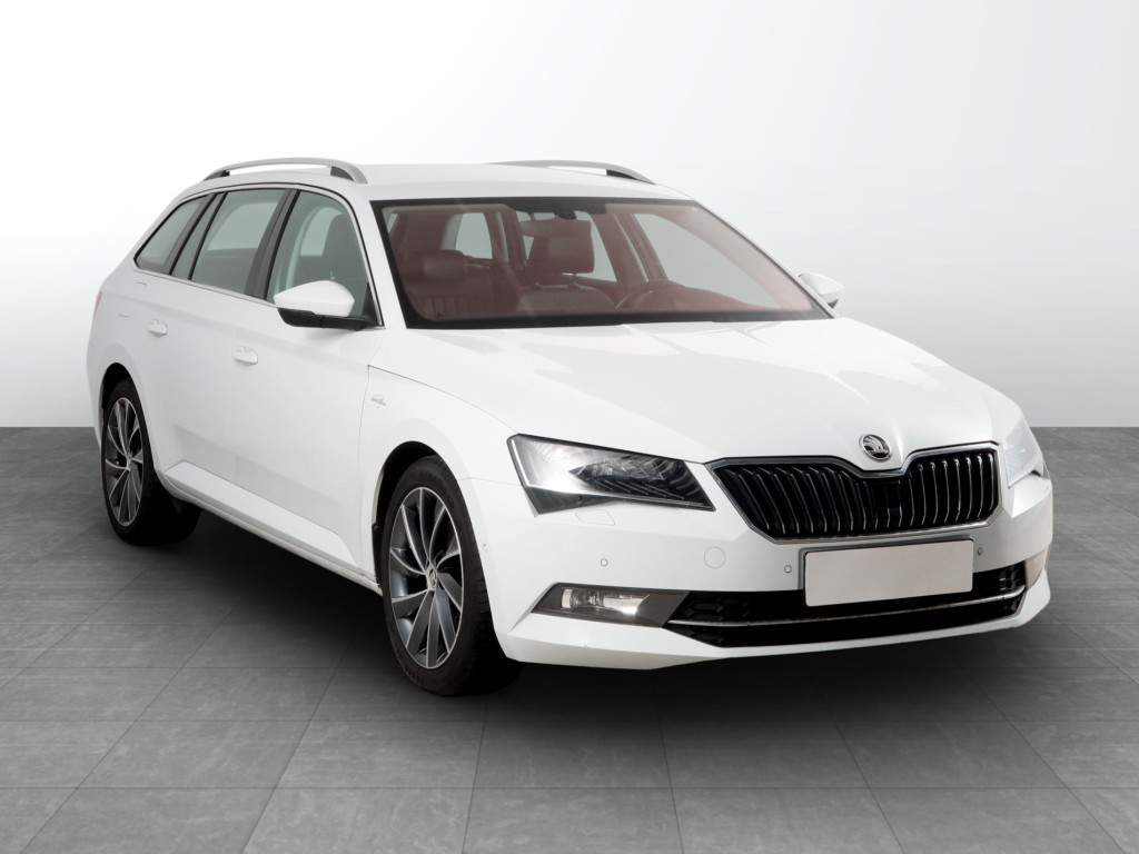 Škoda Superb 2016