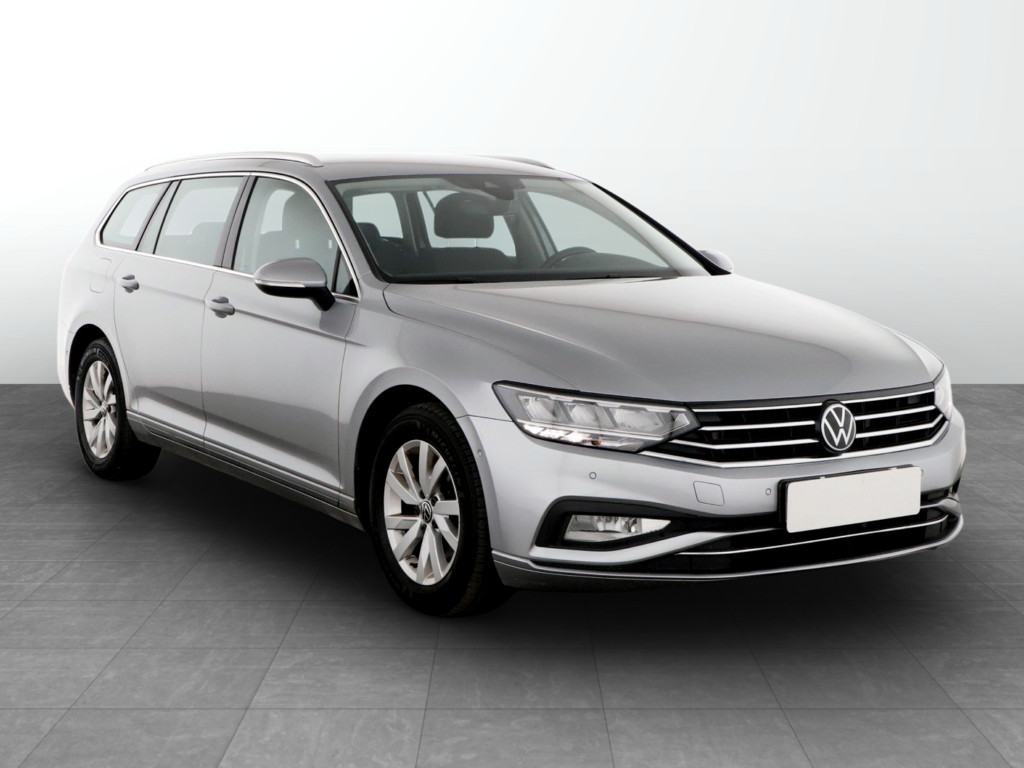 Volkswagen Passat 2022