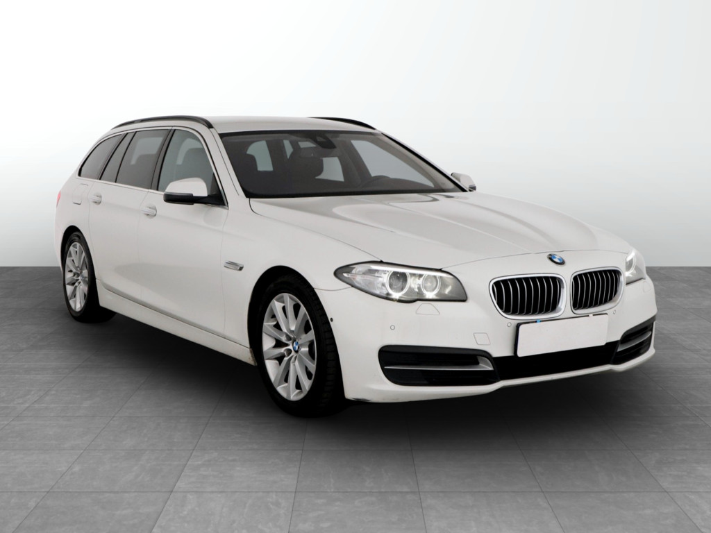 BMW 5 2016