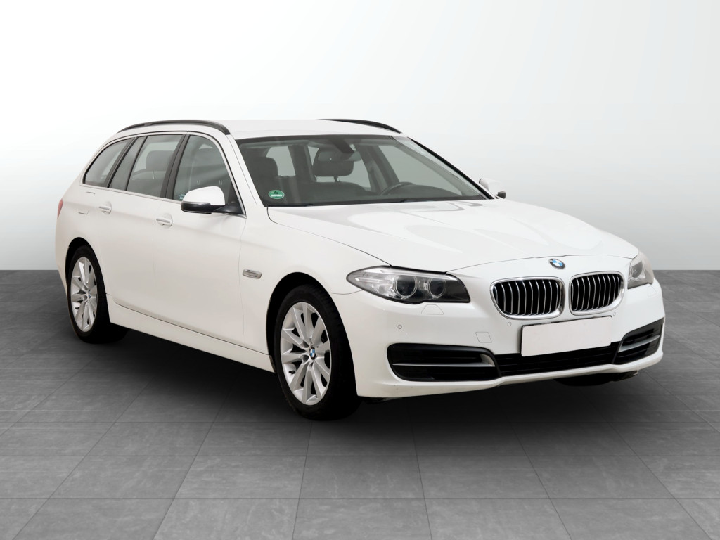 BMW 5 2016