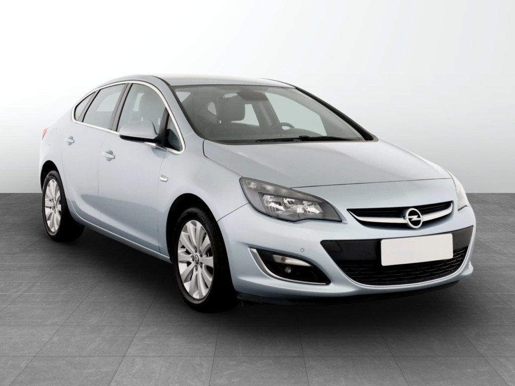 Opel Astra 2014