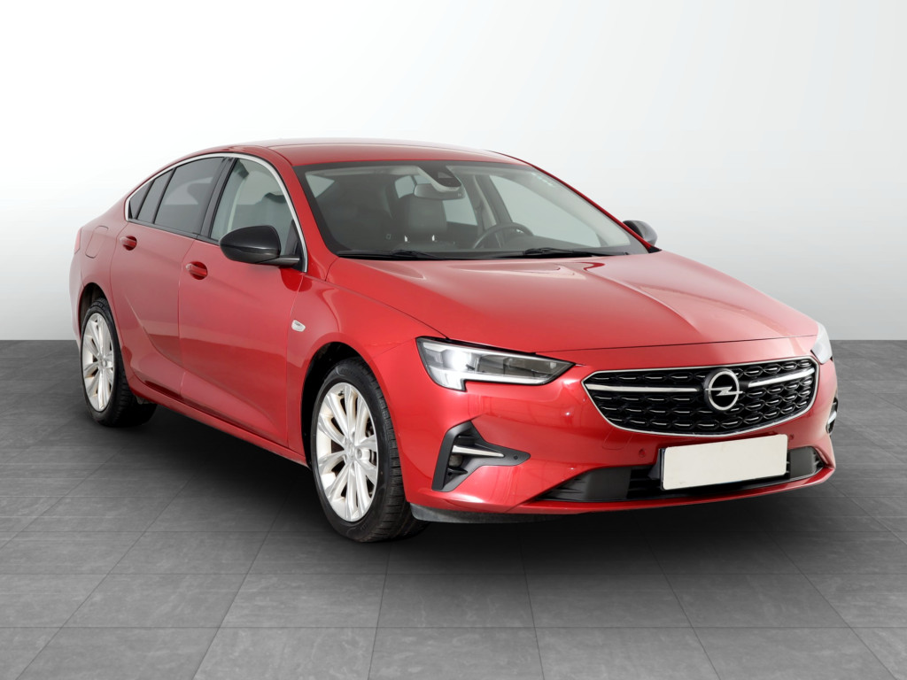 Opel Insignia 2021