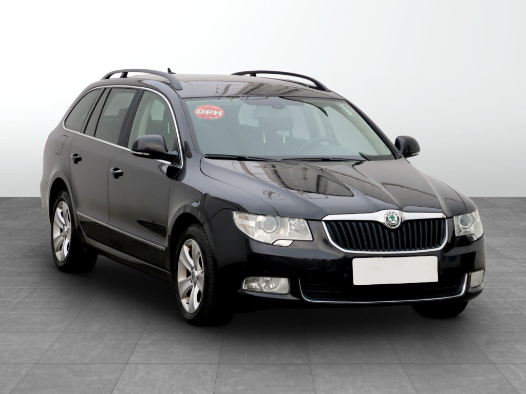 Škoda Superb 2012