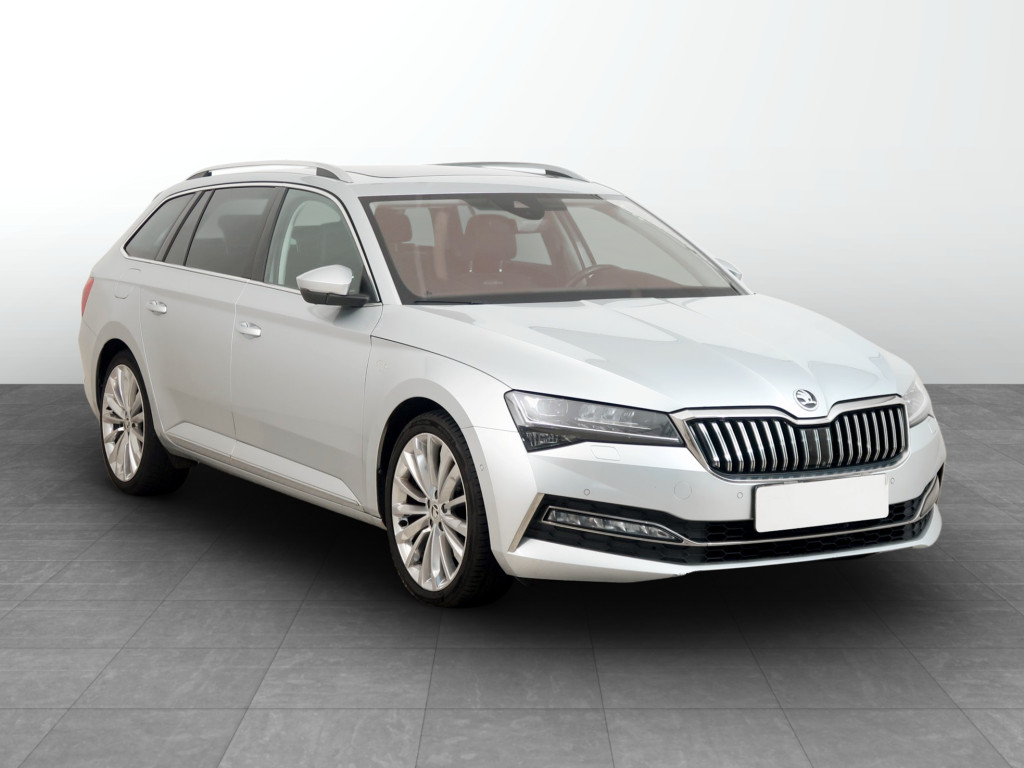Škoda Superb 2021