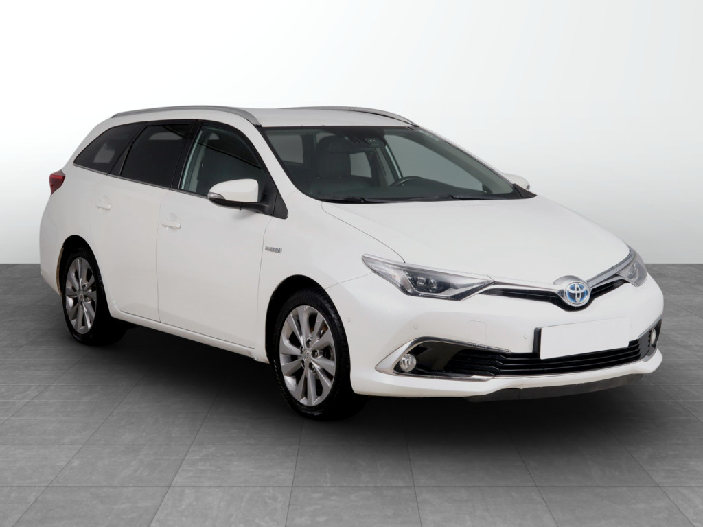 Toyota Auris 2015