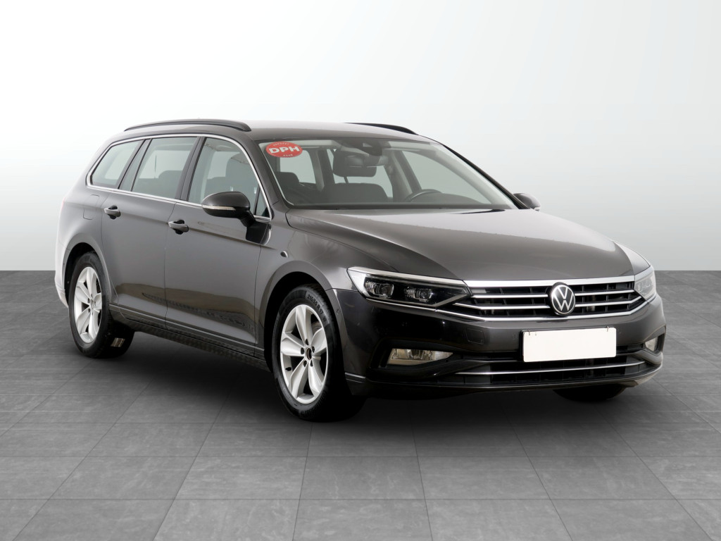 Volkswagen Passat 2021