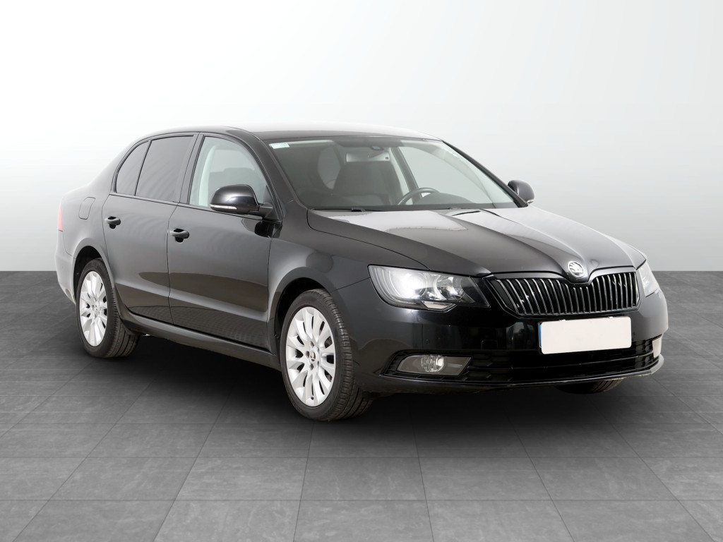 Škoda Superb 2015