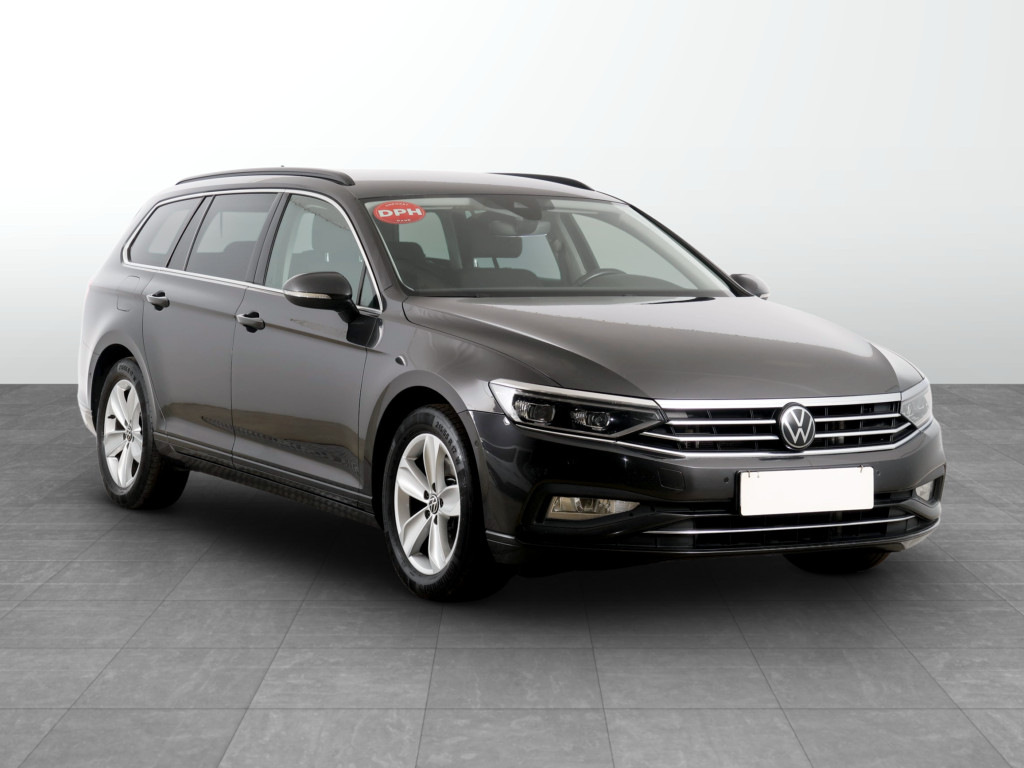Volkswagen Passat 2022