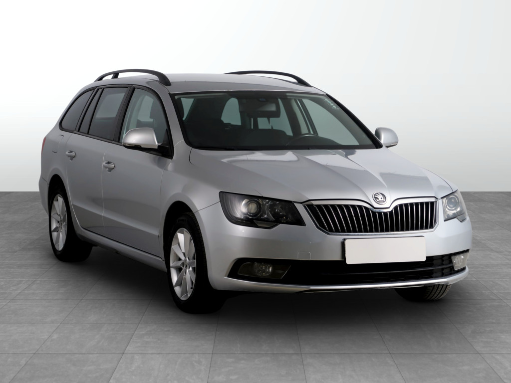 Škoda Superb 2013
