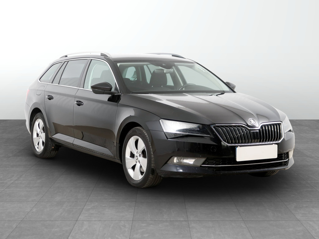 Škoda Superb 2016