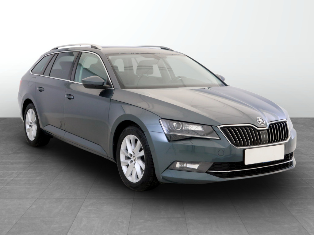 Škoda Superb 2016