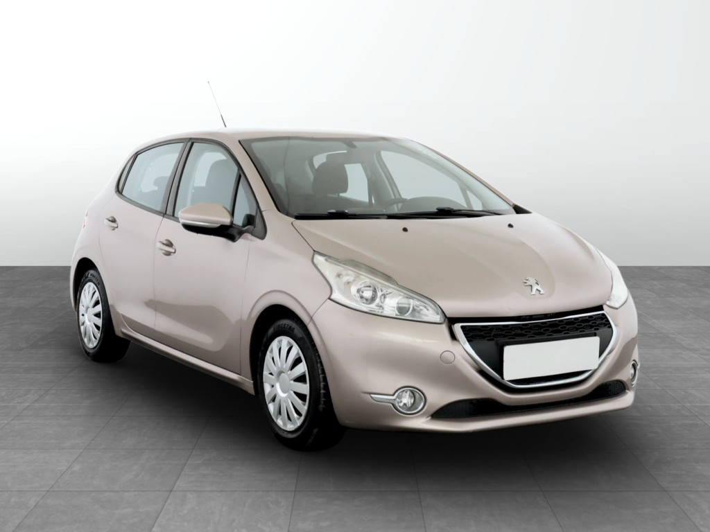 Peugeot 208 2012