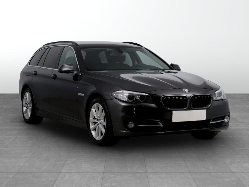 BMW 5 2015