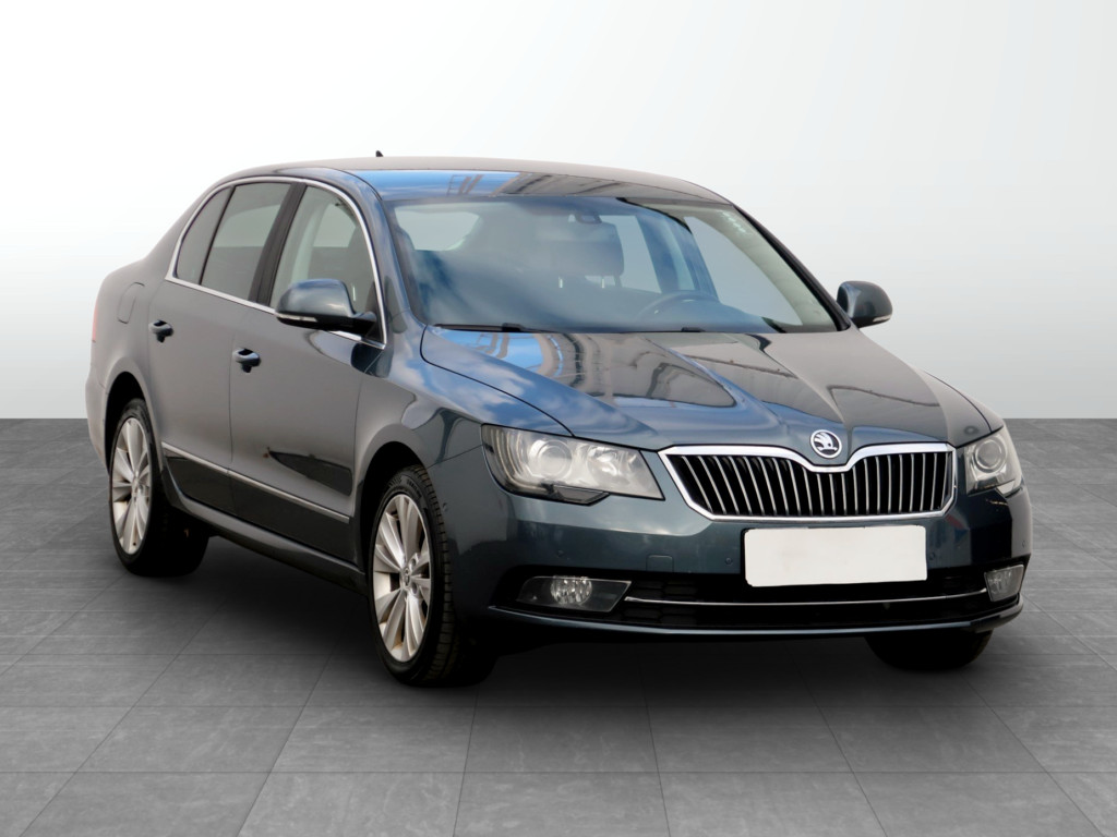 Škoda Superb 2015