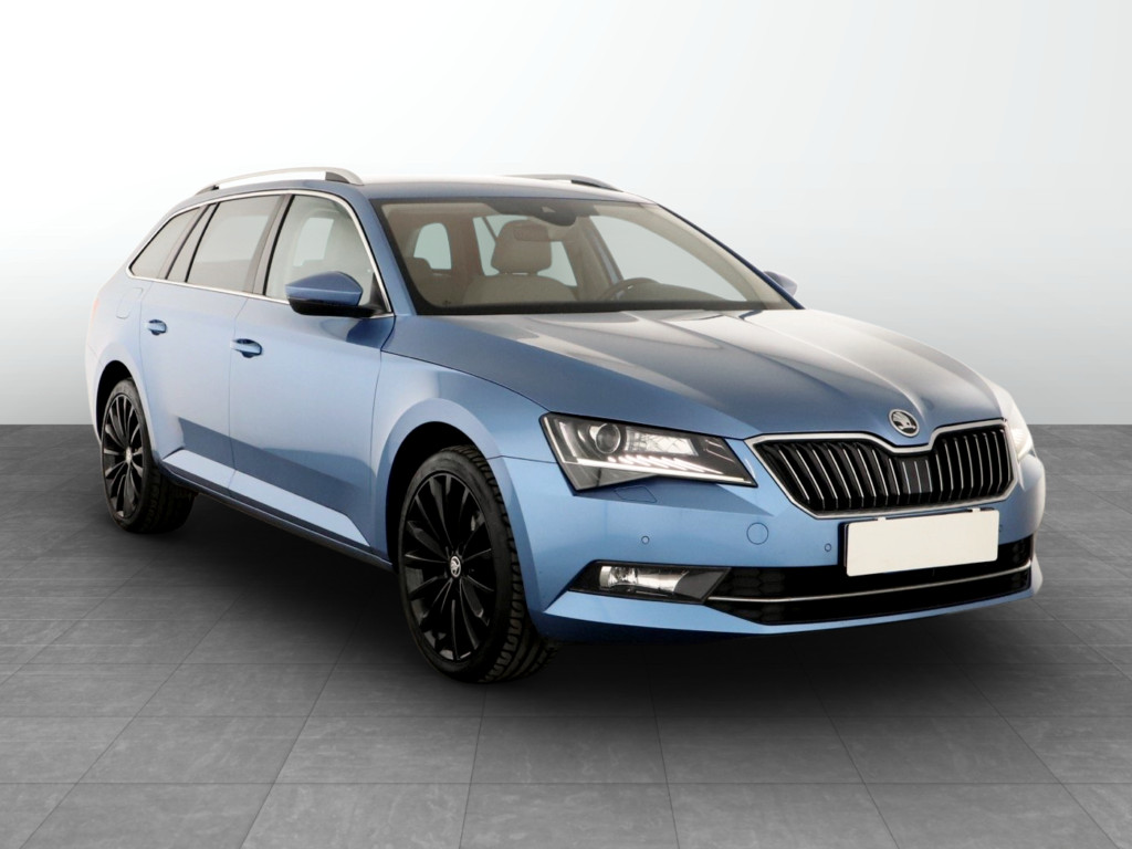 Škoda Superb 2016