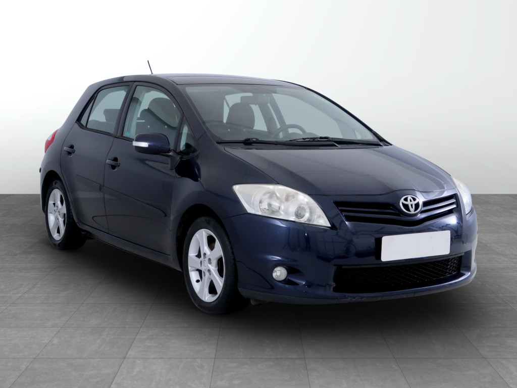 Toyota Auris 2012