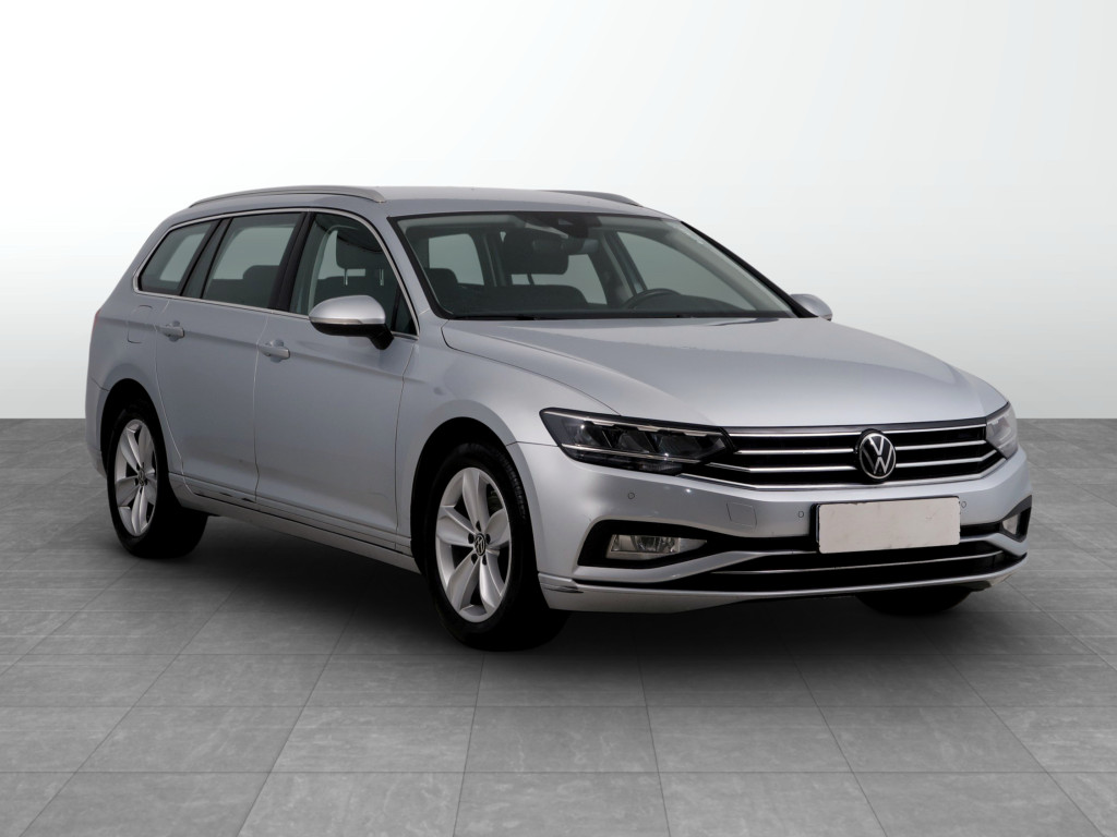 Volkswagen Passat 2022