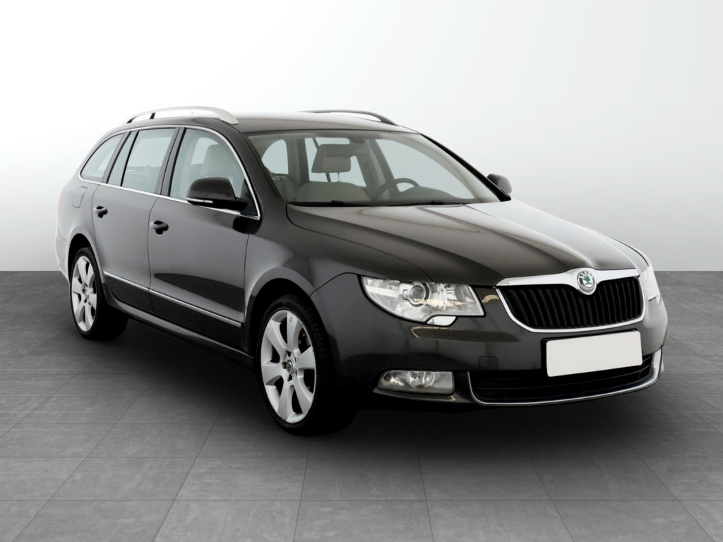 Škoda Superb 2011