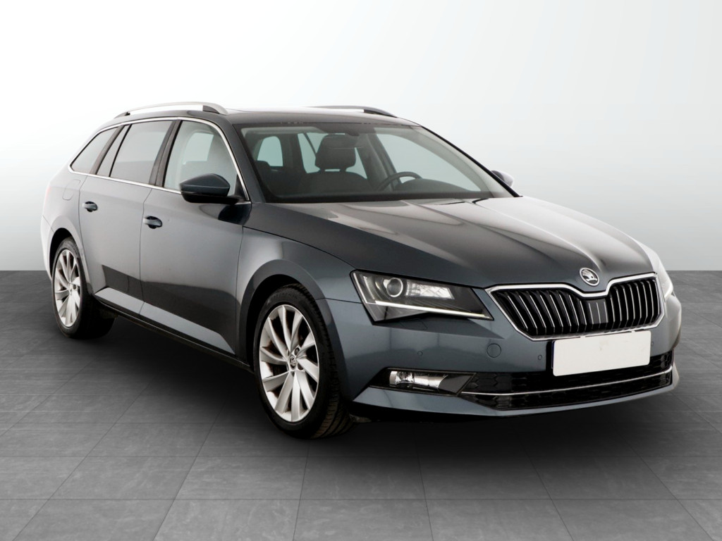 Škoda Superb 2016