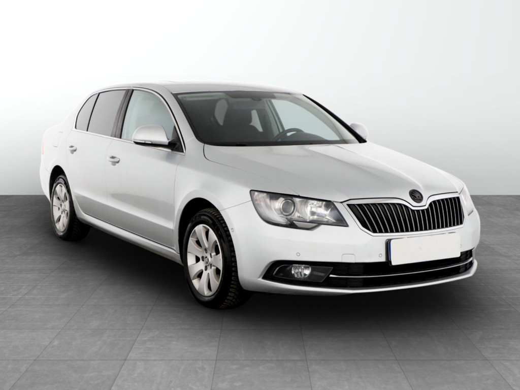 Škoda Superb 2014